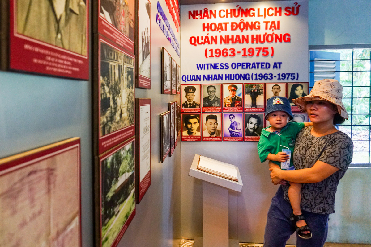 Một góc trong quán ngày nay được làm nơi trưng bày tài liệu, hình ảnh, vũ khí... của lực lượng biệt động Sài Gòn.  Trong cuộc Tổng tiến công xuân Mậu Thân 1968, quán là hậu cứ quan trọng cho các trận đánh vào Dinh Độc Lập, Đại sứ quán Mỹ, Đài phát thanh, Bộ Tổng tham mưu...