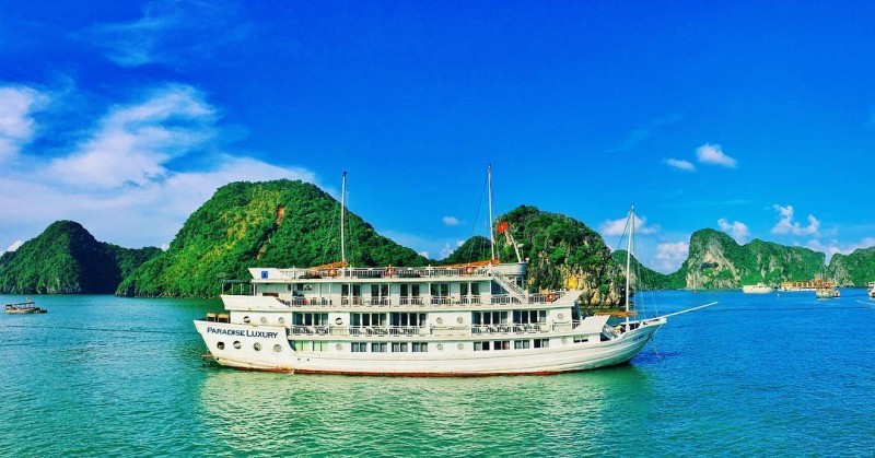 Trải nghiệm hành trình đẳng cấp trên du thuyền Paradise Luxury Cruise Hạ Long