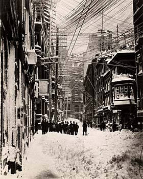 Hệ thống dây điện chằng chịt tại New York năm 1914