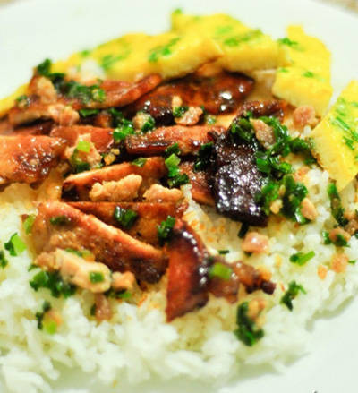 Bai sach chrouk - Món ngon ẩm thực Campuchia
