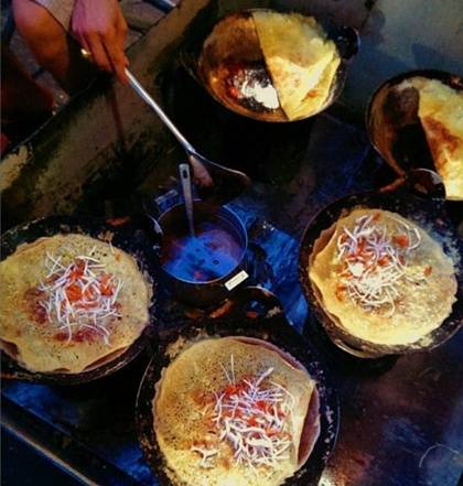 Bánh xèo nem lụi Đội Cấn Hà Nội