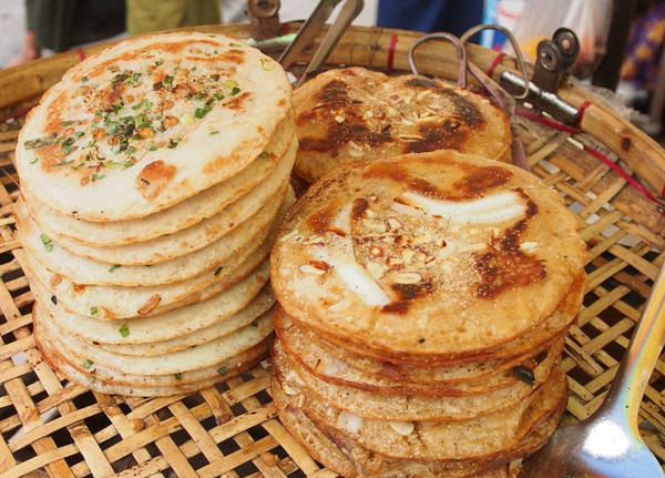 Những món nổi bật là hsa nwin ma kin, bein moun và moun pyit thalet