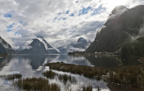Fiordland là một trong những công viên lớn và đẹp nhất ở New Zealand.