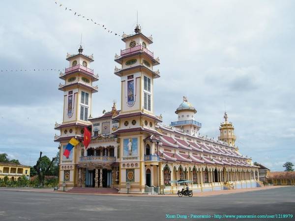 Tây Ninh: Vùng đất nổi tiếng với muối tôm, bánh tráng, thịt luộc thích hợp cho chuyến trekking núi Bà Đen, lang thang khám phá Thánh thất Cao Đài... Ảnh: Xuân Dung.