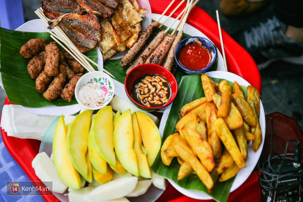 Nem nướng khiến nhiều người nhớ về Hà Nội