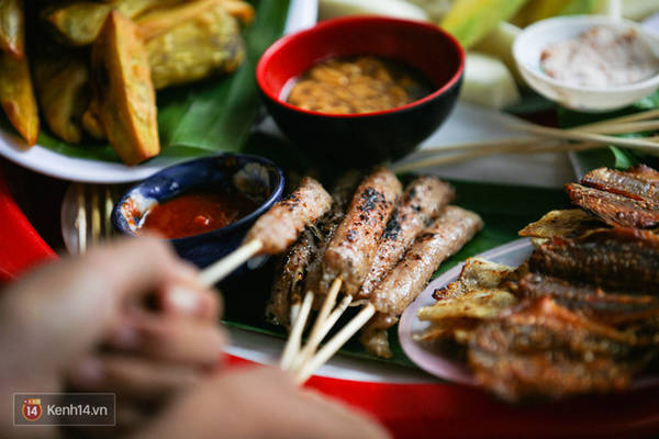 Nem nướng đặc trưng Hà Nội