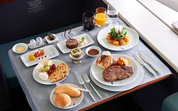 Korean Air - hãng hàng không đồ ăn ngon với bibimbap và súp gà sâm