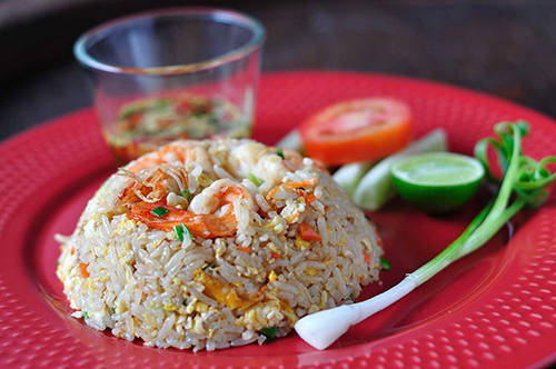 Khao pad poo cơm rang cua Bangkok