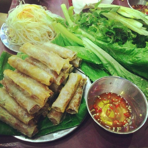 10-mon-an-dan-da-ngon-mien-ban-nhat-dinh-nen-nem-cho-du-khi-den-da-nang-du-lich-tet-nay-ivivu-27 10-mon-an-dan-da-ngon-mien-ban-nhat-dinh-nen-nem-cho-du-khi-den-da-nang-du-lich-tet-nay-ivivu-27