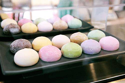 Bánh mochi - món ăn Nhật Bản tráng miệng. Ảnh: Snakku