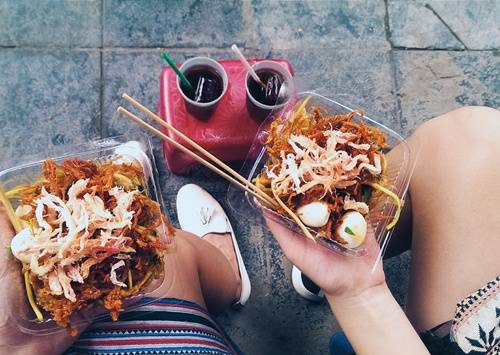 10 món ăn vặt buổi chiều dưới 20.000 đồng ở Hà Nội