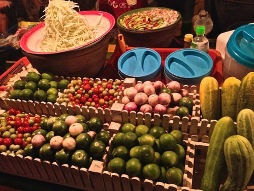 Tam Maak Hoong gỏi đu đủ cay - món ăn vặt Lào nổi tiếng
