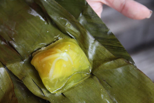 Bánh su sê đặc sản Tết miền Trung Bánh su sê nhiều màu món bánh Tết miền Trung