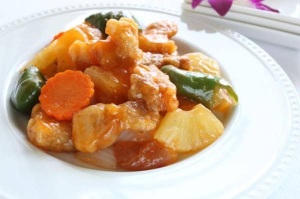 Sườn xào chua ngọt Sweet and Sour Pork món kiểu Tàu