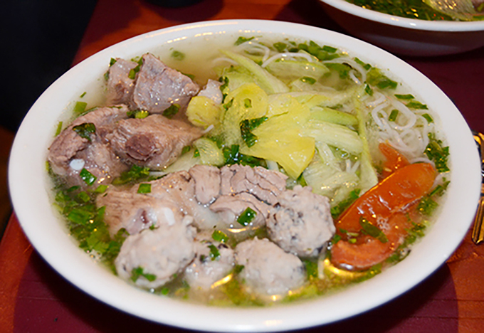 Bún sườn chua món nóng Hà Nội