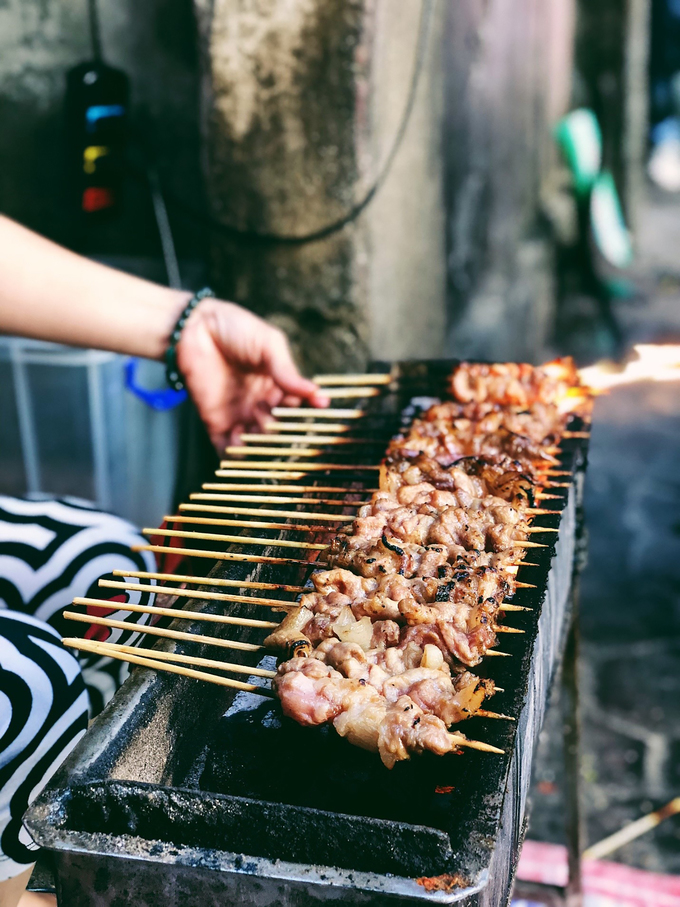 Thịt xiên nướng món nóng Hà Nội