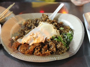Nasi goreng cơm rang ẩm thực Malaysia