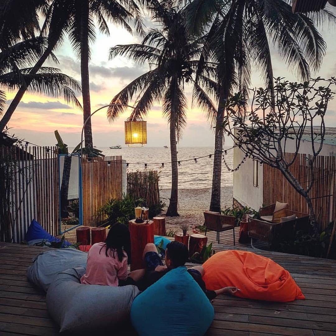 Aroi Coffee view biển Phú Quốc