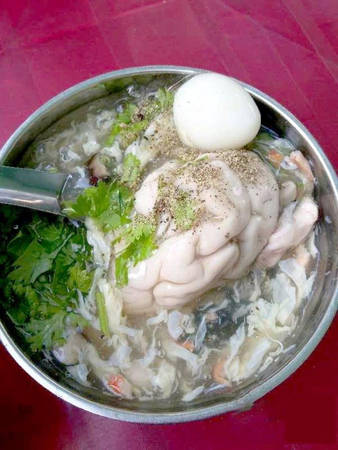 10-quan-binh-dan-cu-don-hang-ra-la-khach-vay-kin-mit-o-sai-gon-ivivu-7 10-quan-binh-dan-cu-don-hang-ra-la-khach-vay-kin-mit-o-sai-gon-ivivu-7