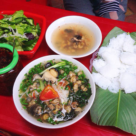 Bún ốc Hà Nội nước dùng dấm bỗng