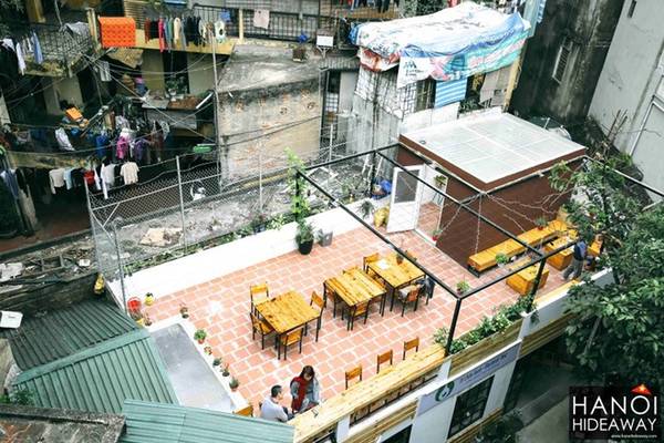 Tổ Chim Xanh - Quán cà phê Hà Nội yên bình giữa khu tập thể