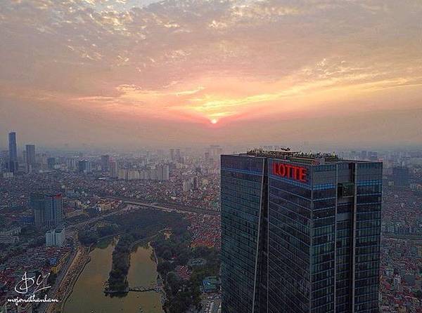 Quán cà phê view cao Top of Hanoi tại Lotte Center