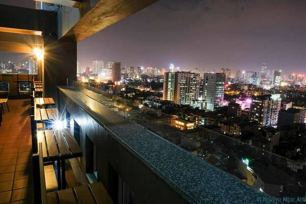 Quán cà phê view cao Hexa Club ngắm hồ Đắc Di