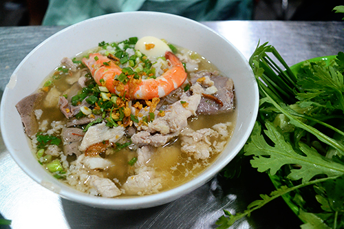 Hủ tiếu Nam Vang Thành Đạt quận 1 Sài Gòn