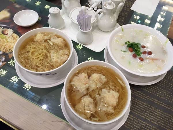 Sân bay Hong Kong có đồ ăn ngon với các món đặc sản Trung Quốc