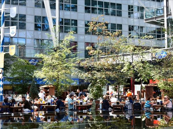 Sân bay Munich có đồ ăn ngon với bia tươi Bavaria