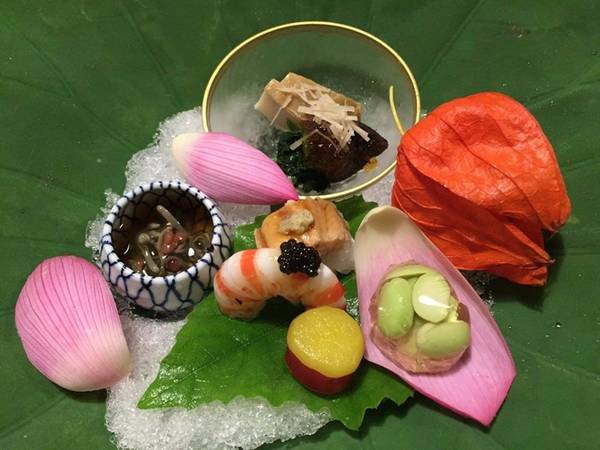 Kitcho Arashiyama Honten, Kyoto, Nhật Bản - suất ăn đắt nhất thế giới với 12 món
