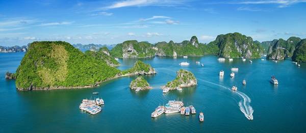 Vịnh Hạ Long - Thắng cảnh du lịch Việt Nam