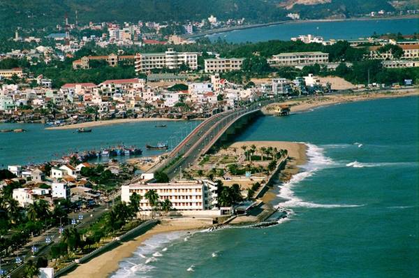 Nha Trang Hòn ngọc vịnh Đông - Thắng cảnh du lịch Việt Nam