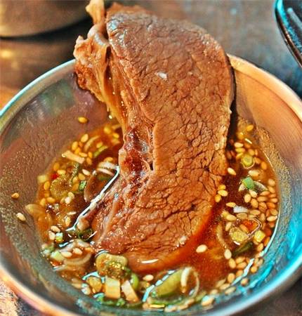 Món galbi tang tại tiệm thịt nướng Seoul Seoul Bulgogi