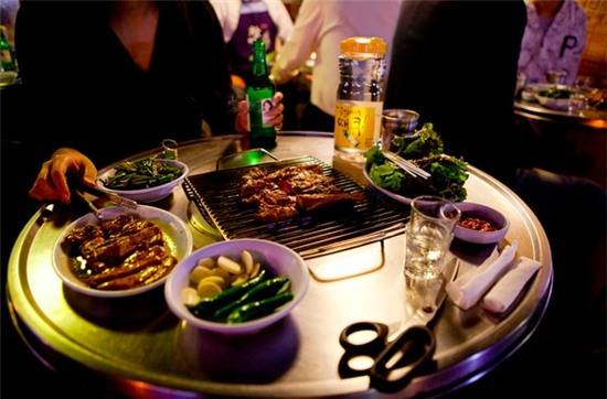 Woosung Galbi tiệm thịt nướng Seoul tại chợ Yaksu
