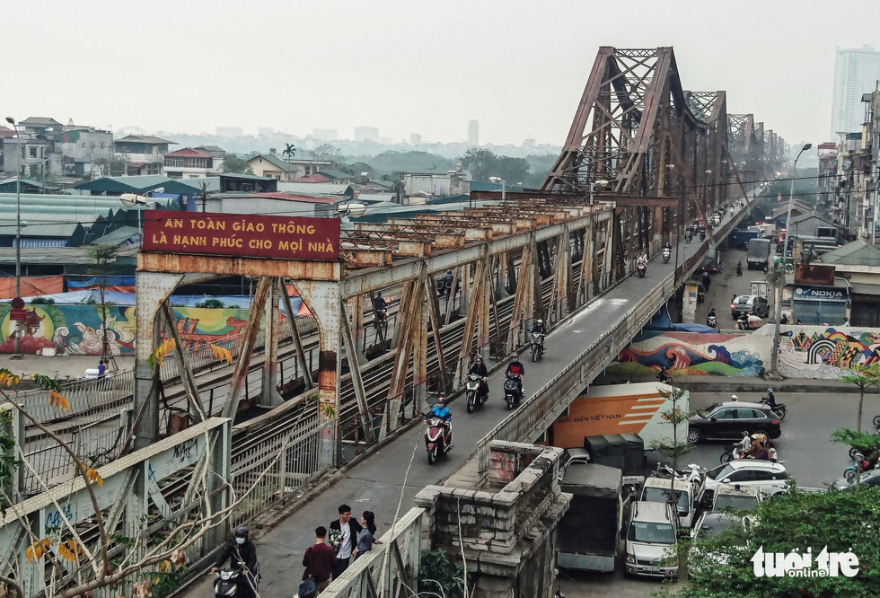 Cầu Long Biên - Cây cầu lịch sử khi du lịch Hà Nội