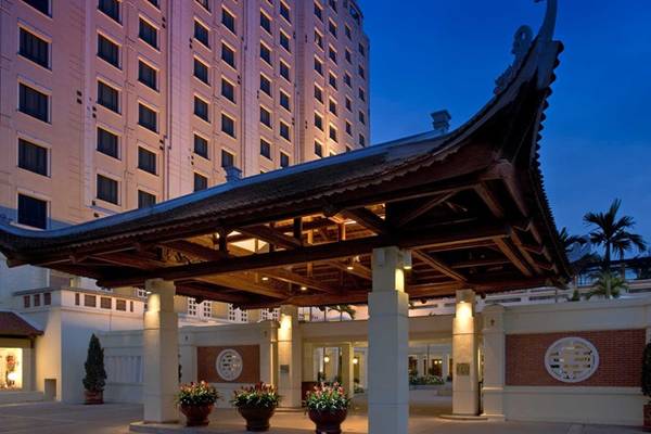 Khách sạn Sheraton Hà Nội bên Hồ Tây