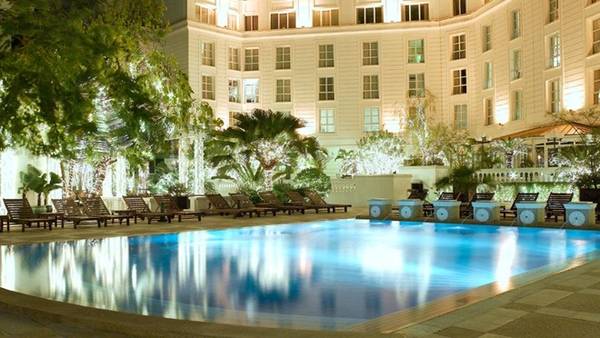 Khách sạn Sofitel Metropole Hà Nội