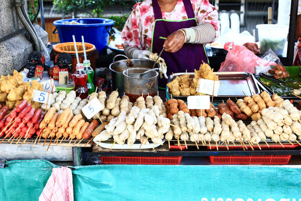 17-mon-an-duong-pho-noi-tieng-cua-bangkok-ivivu-17