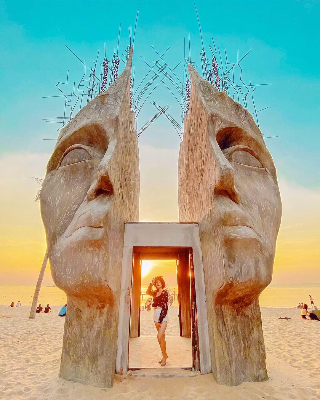 Ngắm hoàng hôn Sunset Sanato tour Phú Quốc 3N3Đ