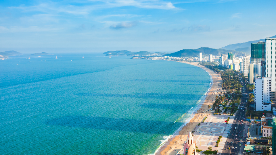 Du lịch Nha Trang biển xanh cát trắng