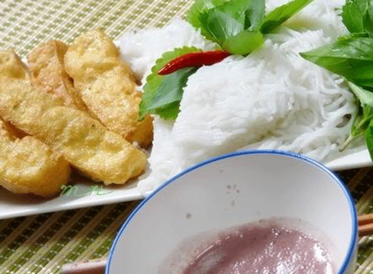 Trải nghiệm ẩm thực Hà Nội bún đậu mắm tôm