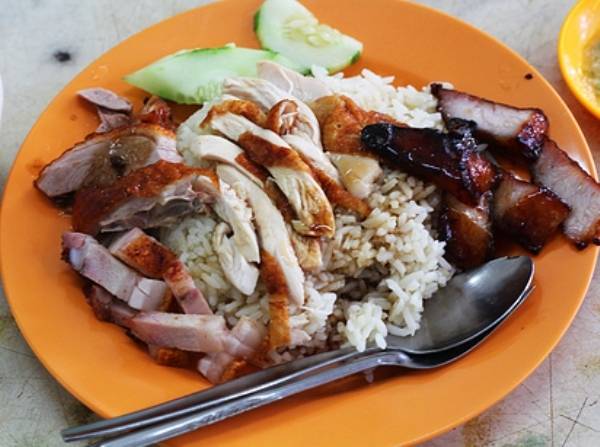 Cơm gà nướng - món ngon đường phố Malaysia