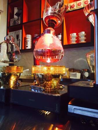 25-quan-cafe-tuyet-voi-nhat-the-gioi-ma-ban-phai-ghe-mot-lan-trong-doi-ivivu-42