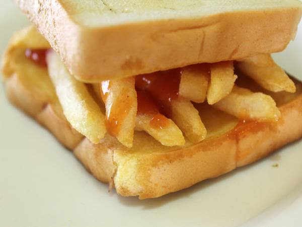 Bánh mì kẹp Chip Butty độc lạ của Anh