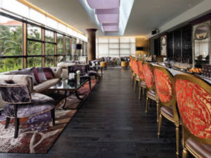 Không gian ấm cúng tại quán bar Việt Nam Boudoir Lounge Sài Gòn