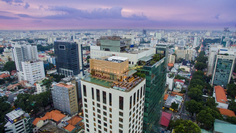 2n1d-o-hotel-des-arts-mien-phi-cocktails-va-mini-bar-chi-1599000-vndkhach-ivivu-02