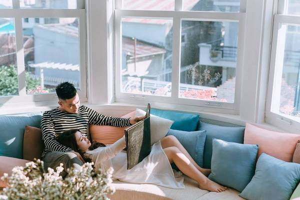 Lều cắm trại lãng mạn giữa vườn hoa Là Nhà