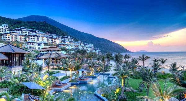 Intercontinental DaNang Sun Peninsula Resort