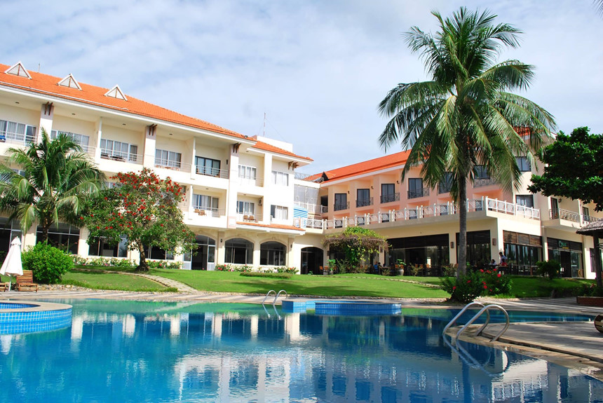 Côn Đảo Resort - khách sạn Côn Đảo nằm gần biển và các điểm tham quan trung tâm